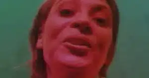 Catherine (image extraite du clip "Andy")