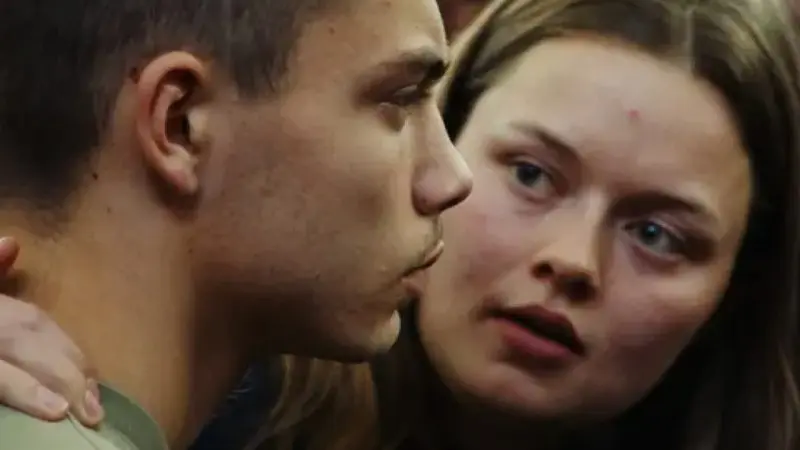 « La Frappe » : un coup de poing dans le ventre
